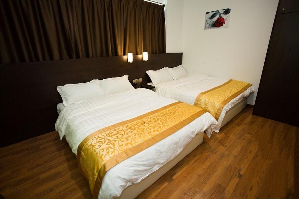 Hotel Zamburger Nur Ramadhan - Previously G Home Hotel Kota Bharu Buitenkant foto